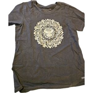 Life Is Good Crusher Tee - All Good Things are Wild and Free. Large.